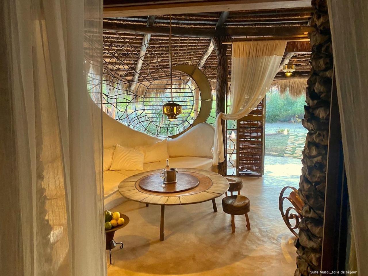 Bakuba Lodge - Le Petit Hotel Du Voyageur Ankilibe Ngoại thất bức ảnh
