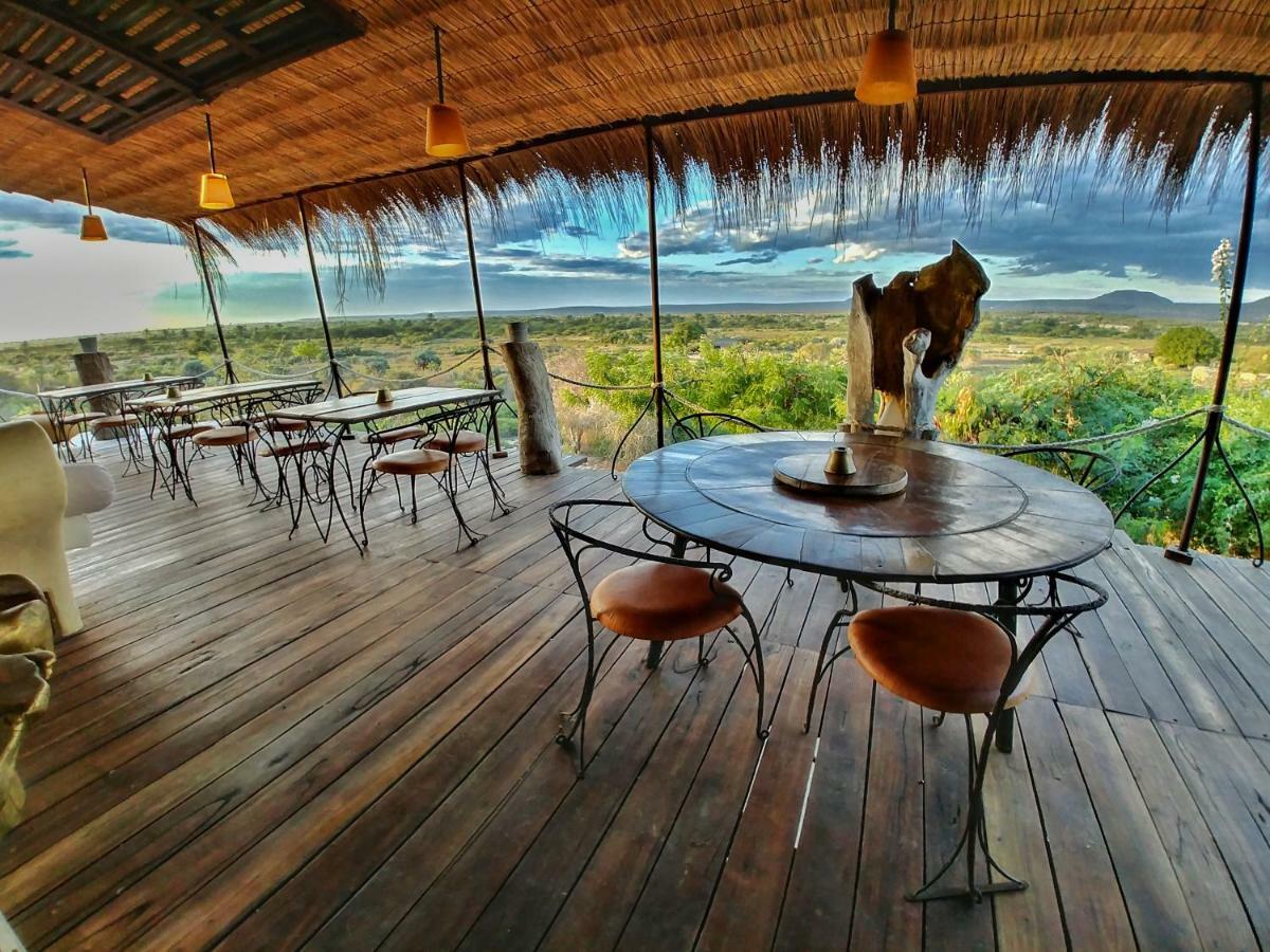 Bakuba Lodge - Le Petit Hotel Du Voyageur Ankilibe Ngoại thất bức ảnh